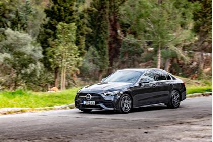 Mercedes-Benz C300e 313Ps